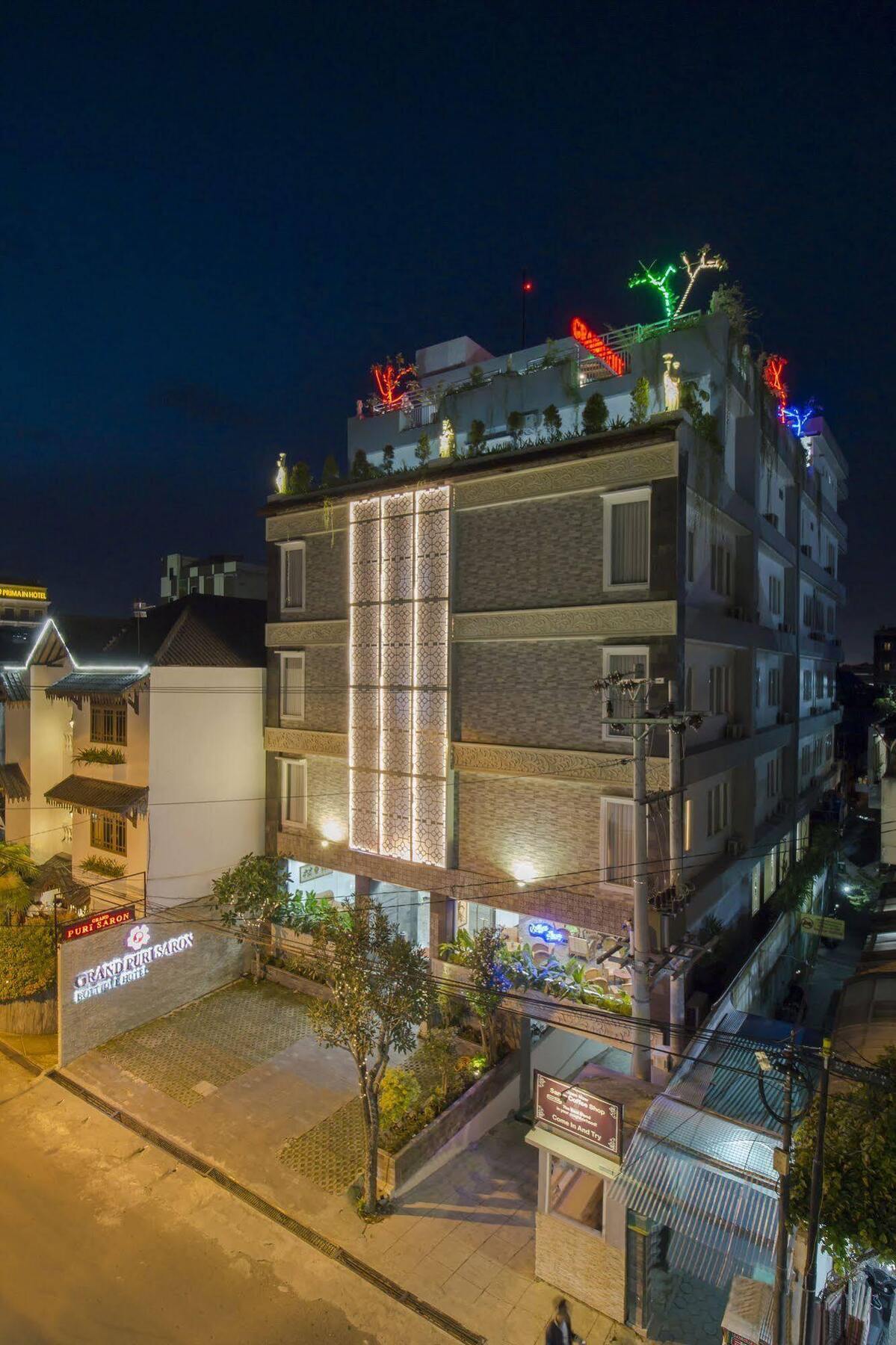 Grand Puri Saron Hotel Malioboro Yogyakarta Dış mekan fotoğraf